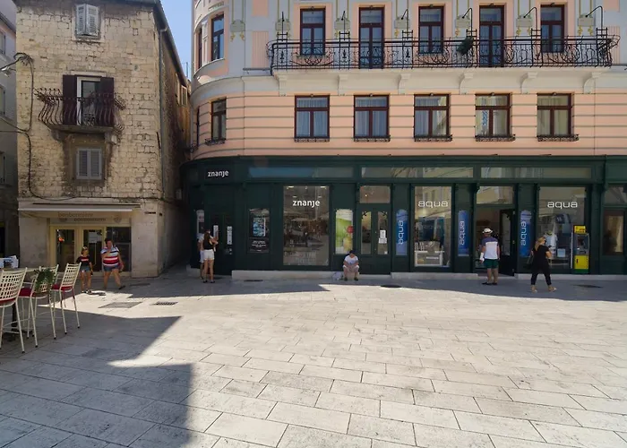 Lanea * スプリト