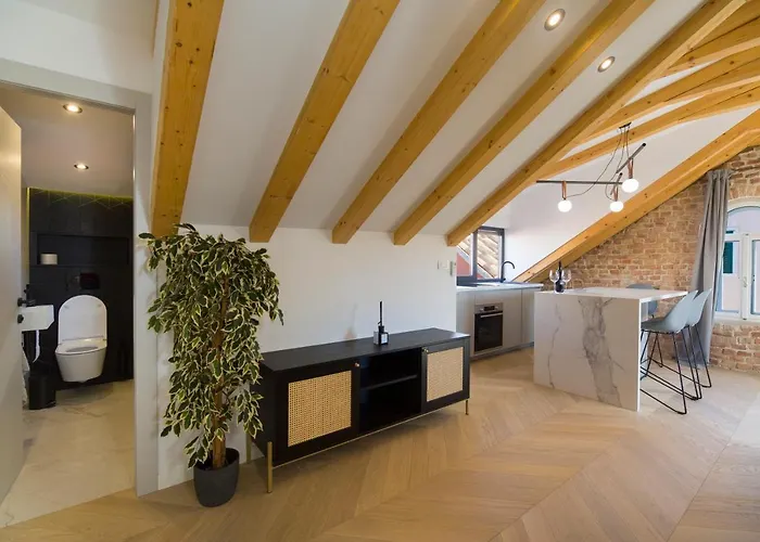 Lanea * スプリト